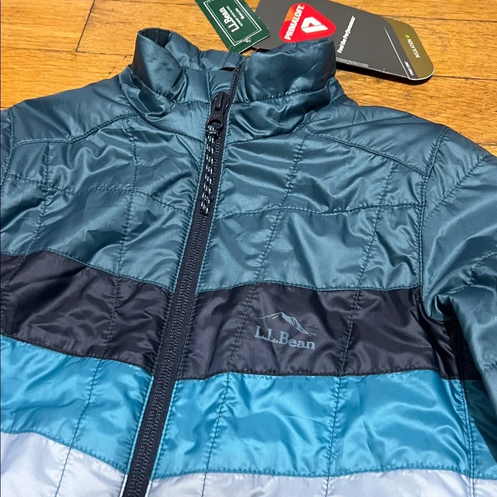 LL Bean PrimaLoft Packaway Jacket in Sail Blue Stripe, Kid’s size Medium
